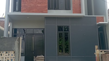 Rumah Tinggal 2 Lantai Cocok Untuk Keluarga Lokasi Sewon Bantul