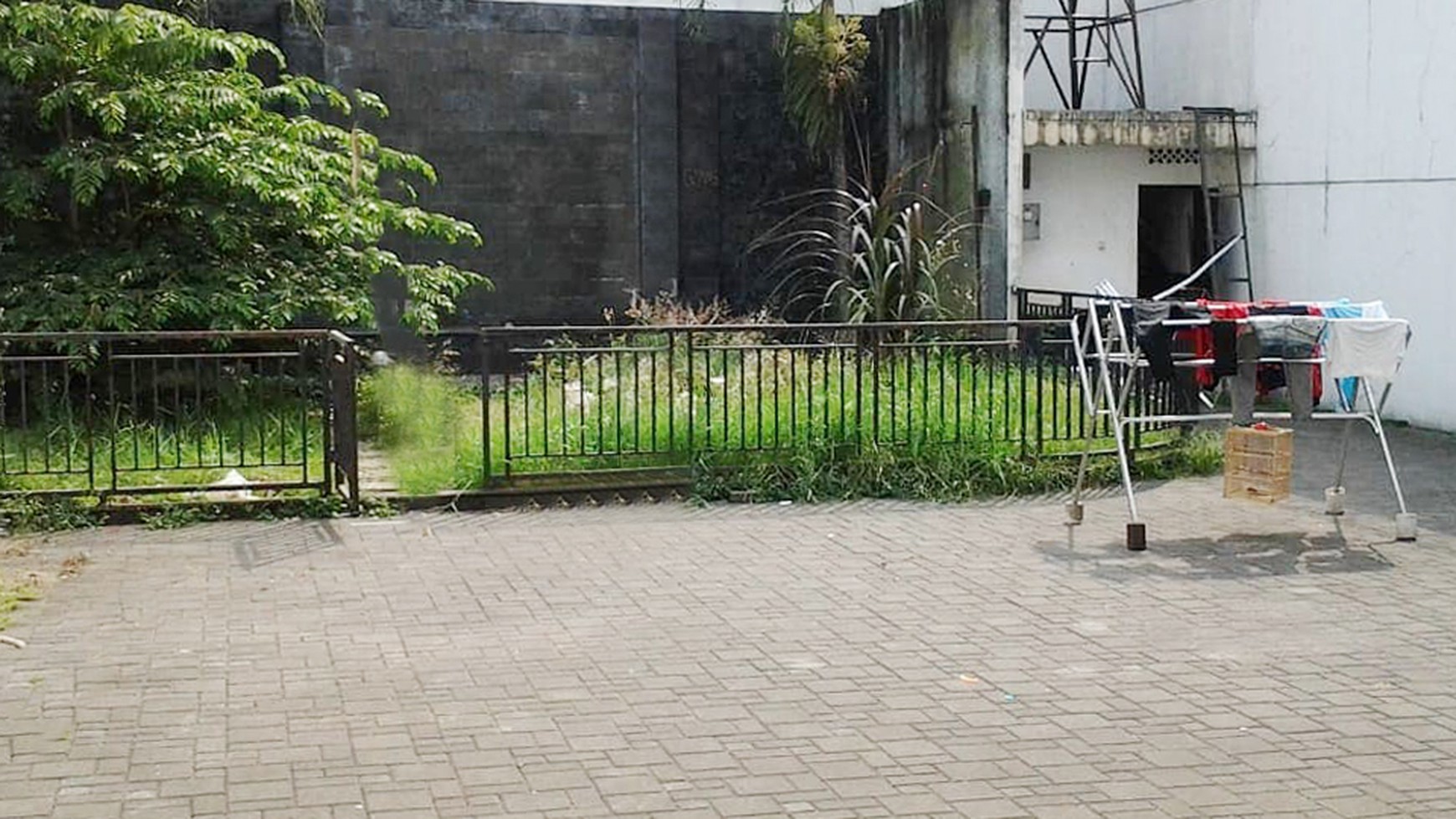 Rumah Lux di Mainroad Peta, Bandung Kota