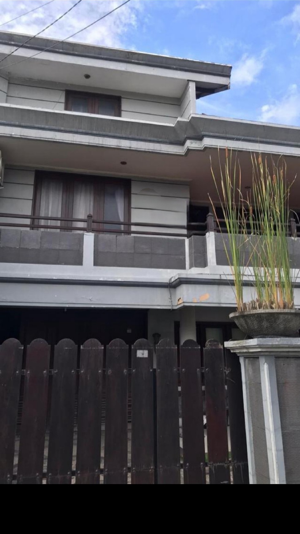 Dijual Rumah Gayungsari Surabaya Selatan SPESIAL Kamar Tidur 8+1 