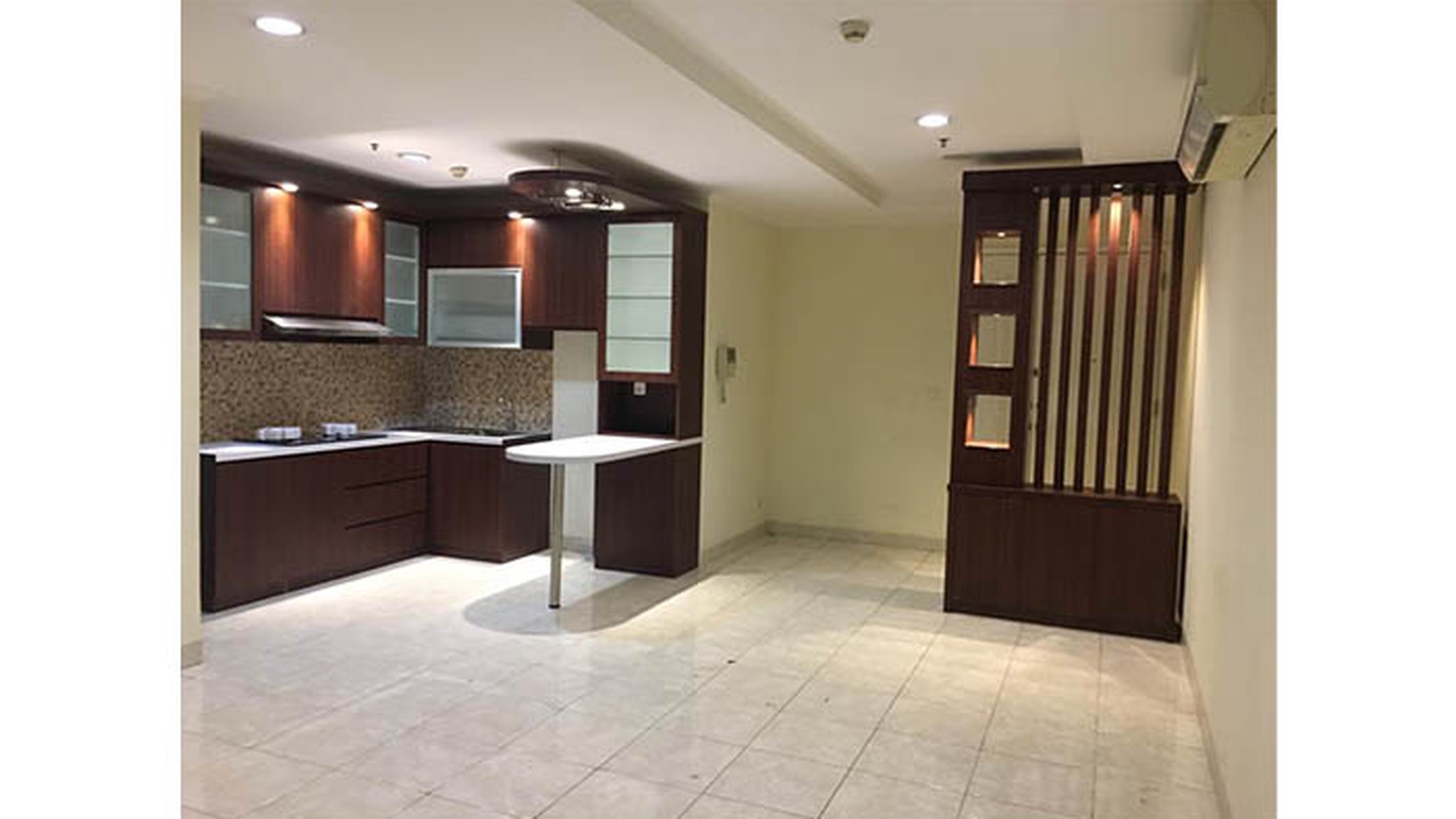 Apartemen French Walk Lyon Garden, Kelapa Gading Luas 88m2