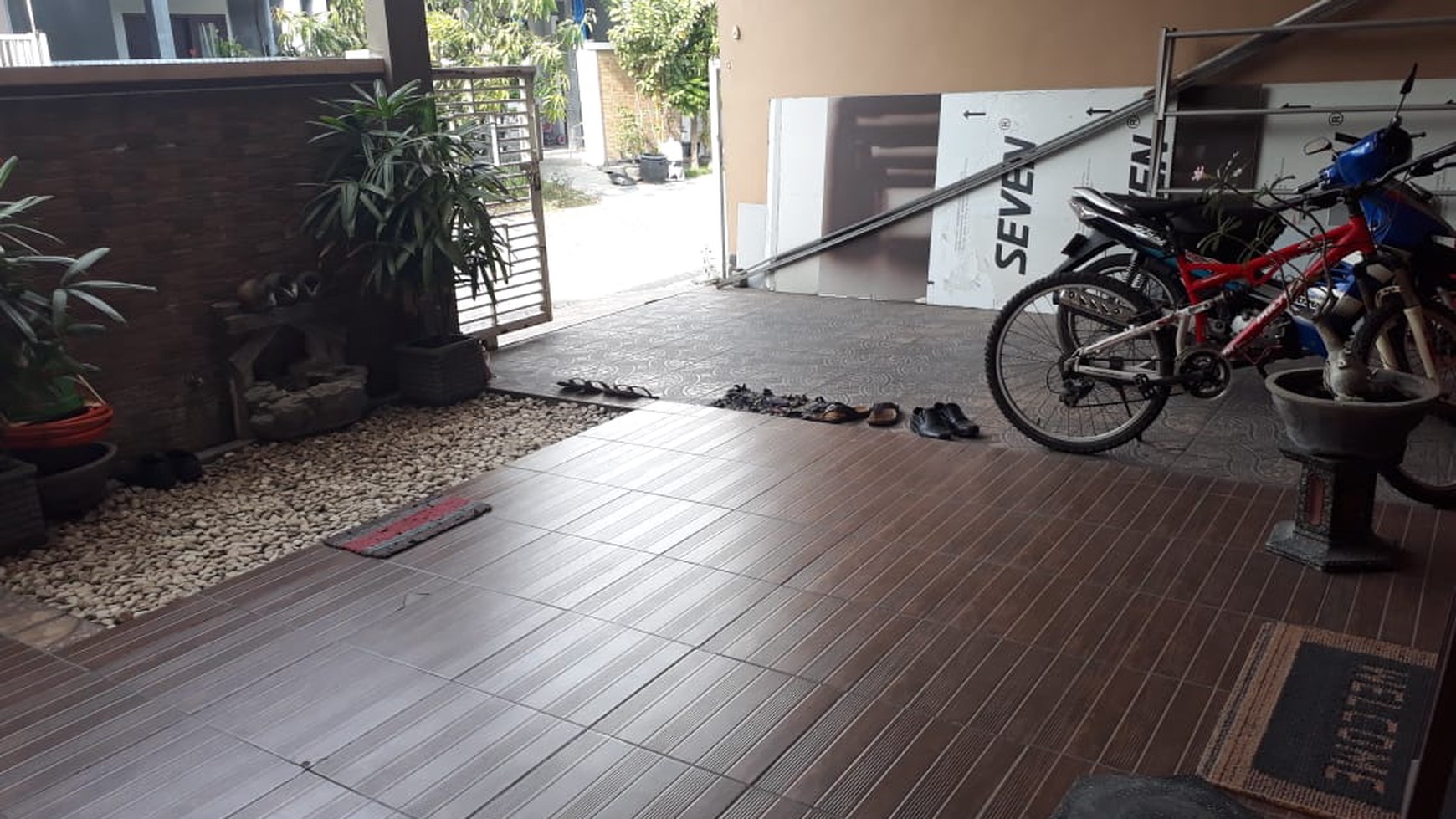 683. Dijual Rumah Grand Aloha Regency, Wage Taman Sidoarjo