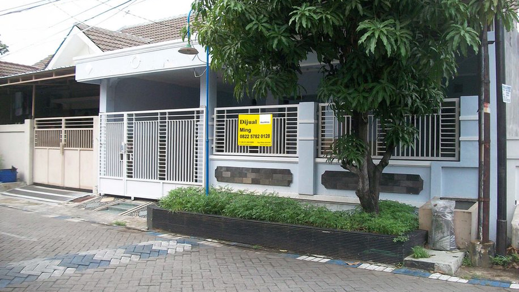 Rumah di Citra Alamanda Tropodo Sidoarjo, Bagus + Terawat, Row Jalan Lebar, Siap Huni - MG -