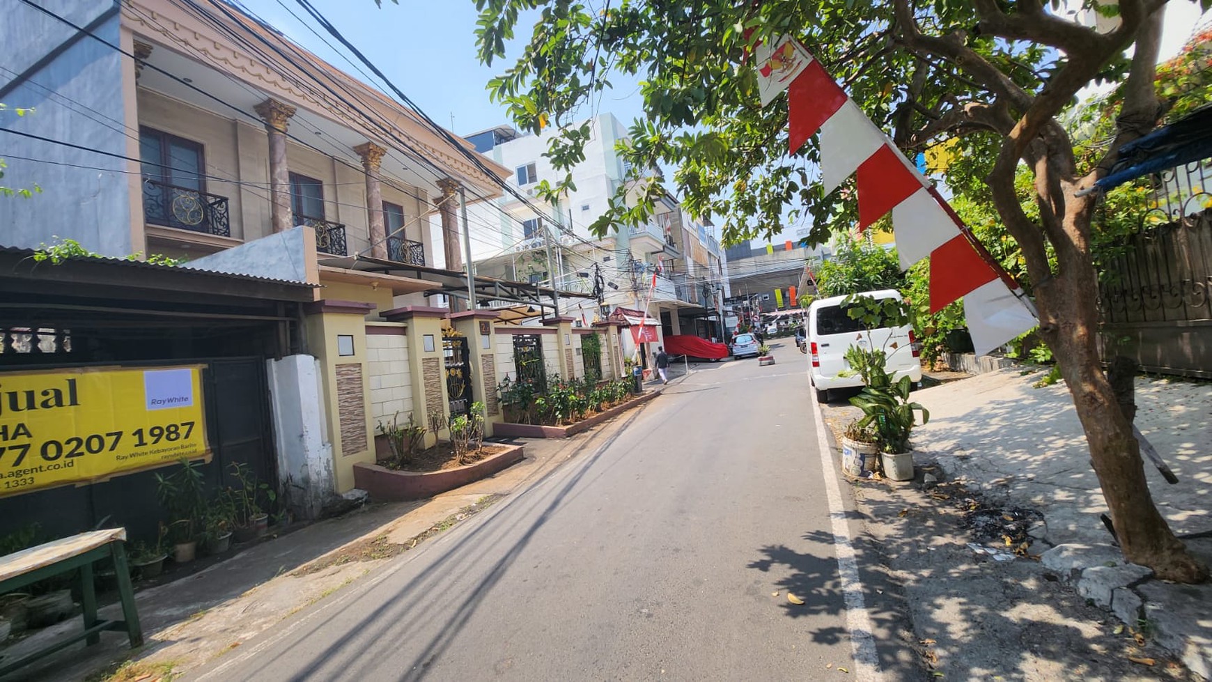 Rumah lama hitung Tanah di area Petogogan, Kebayoran baru, Jakarta Selatan 