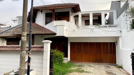 Rumah dekat Tanah Kusir di Kebayoran Lama JakSel.