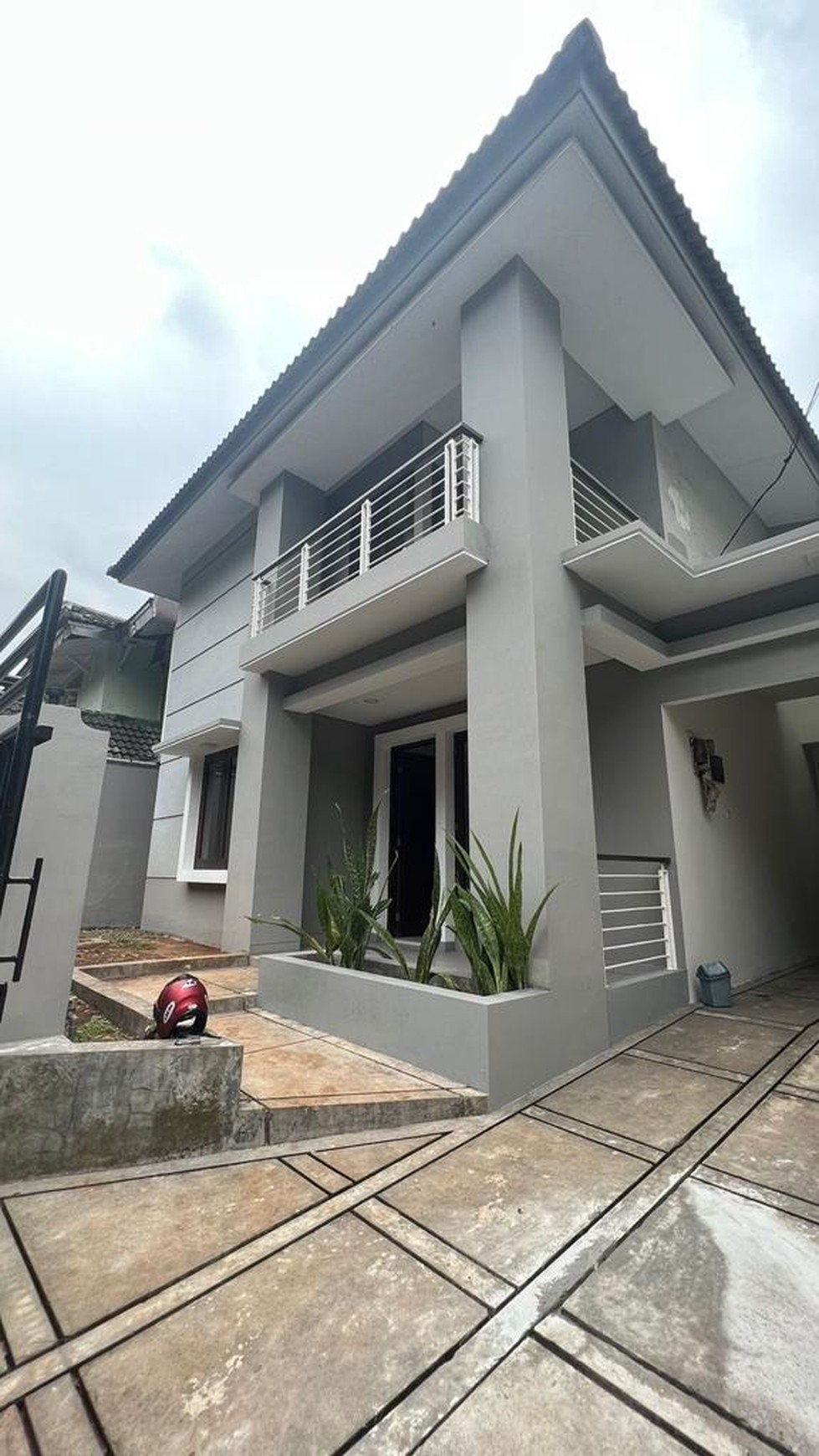 Rumah Sektor 9 Bintaro, bisa untuk usaha....