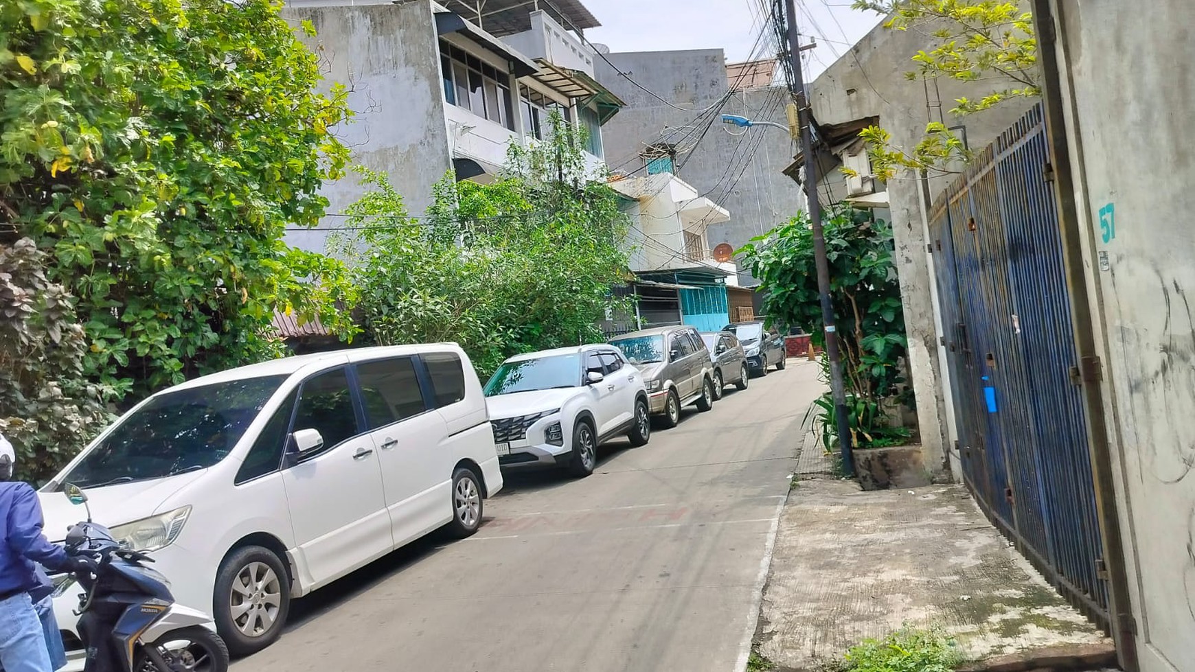 Tanah di jalan kemurnian Lokasi Strategis Jakarta Pusat