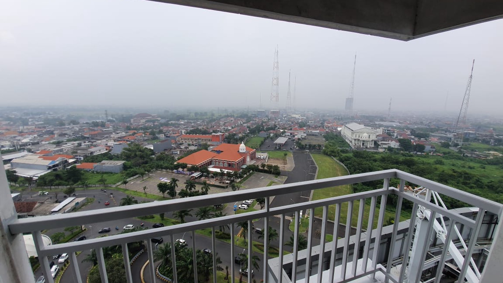 Disewakan Apartemen Tanglin, Pakuwon Mall. Furnished. View Double