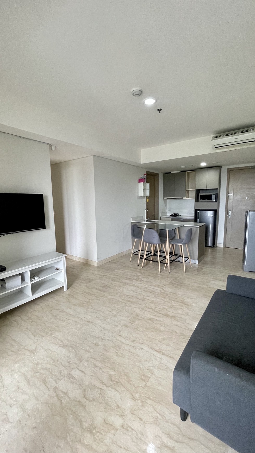 GOLD COAST APARTMENT TOWER BAHAMA, PIK