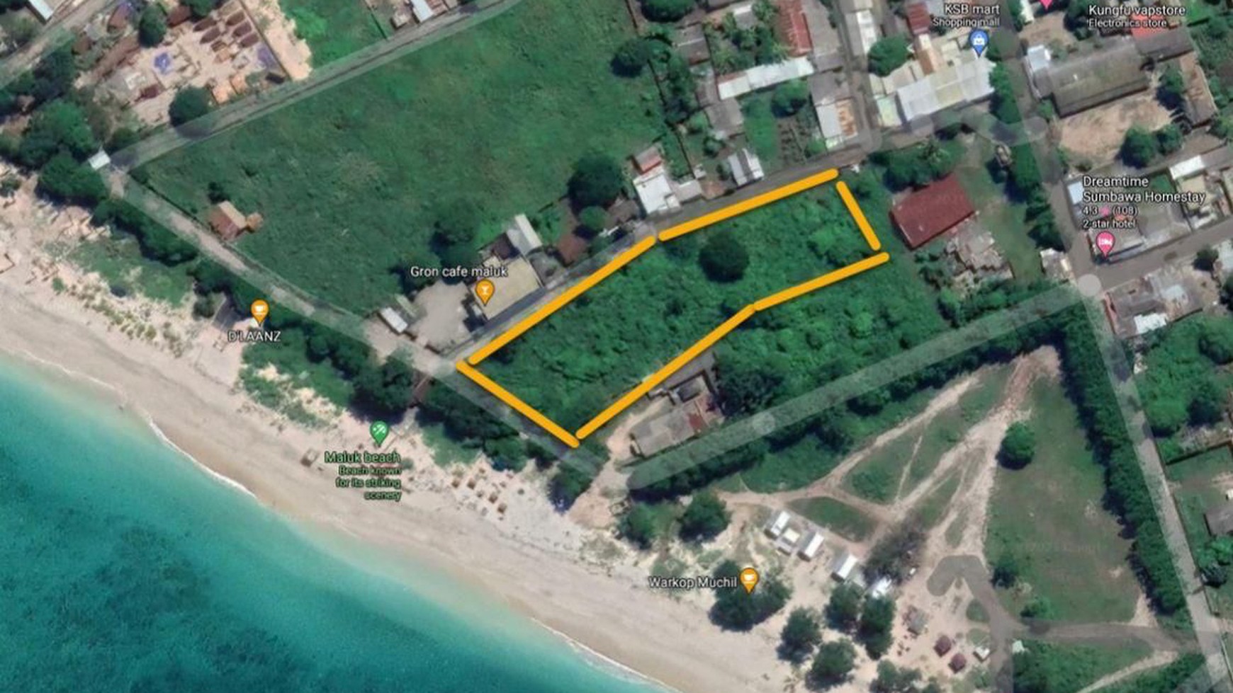  Splendid Beachfront maluk beach Land for Sale In Sumbawa