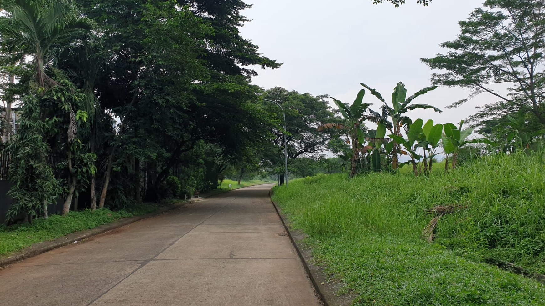 Kavling Super Cantik Bukit Golf Cibubur, Cluster Golfside