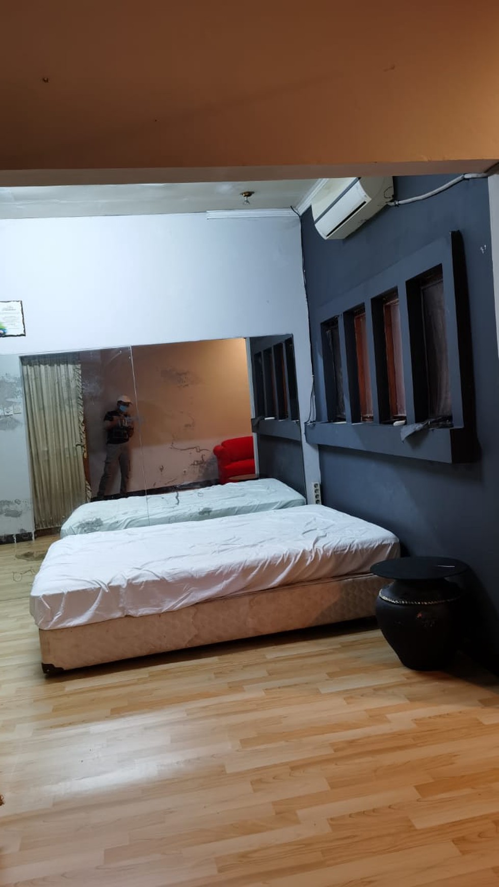 Dijual rumah tinggal di Taman Parahyangan Raya - Lippo Karawaci Tangerang
