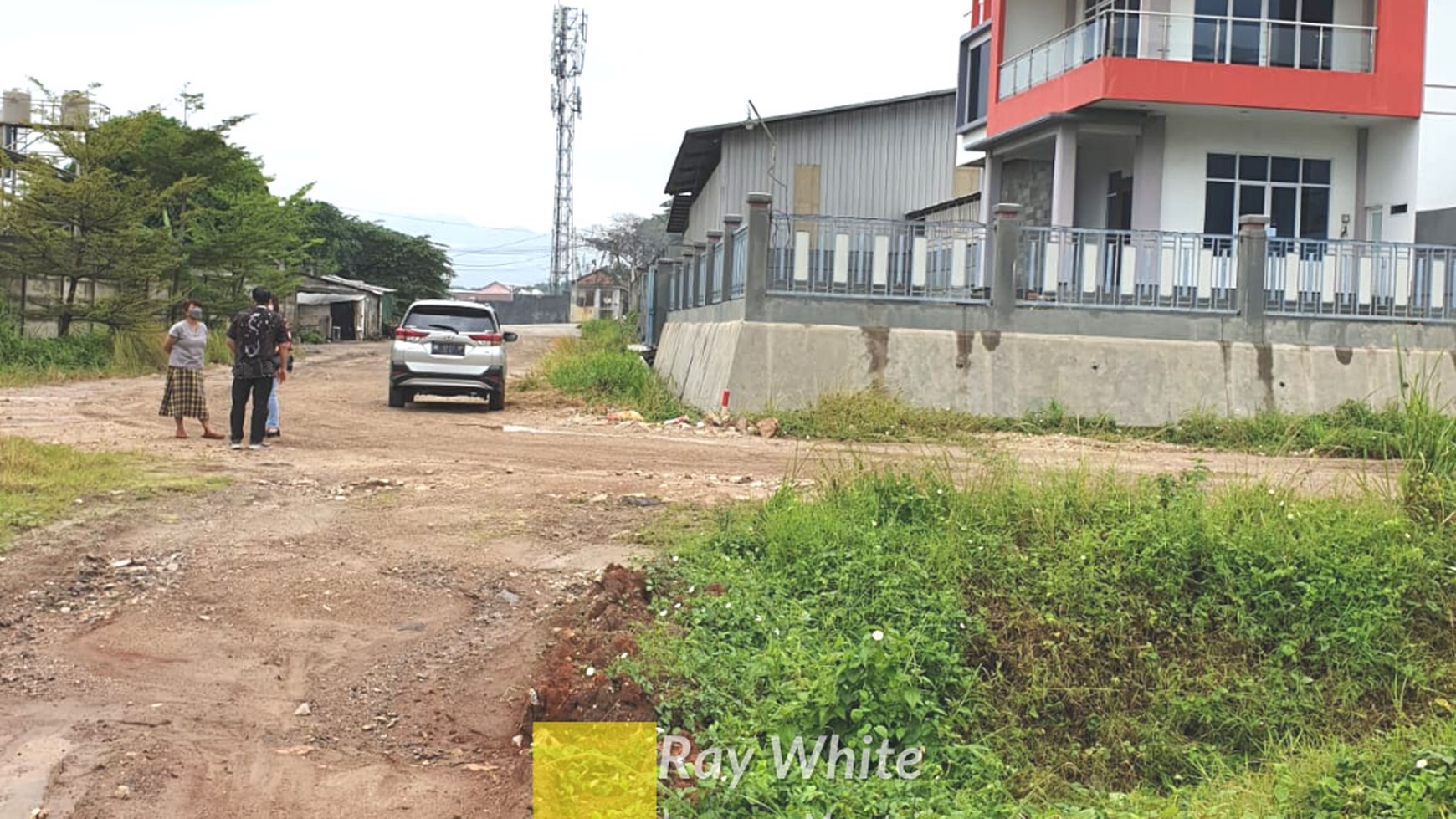 Tanah Muarah Di Sekitar Pergudangan Bandar Lampung