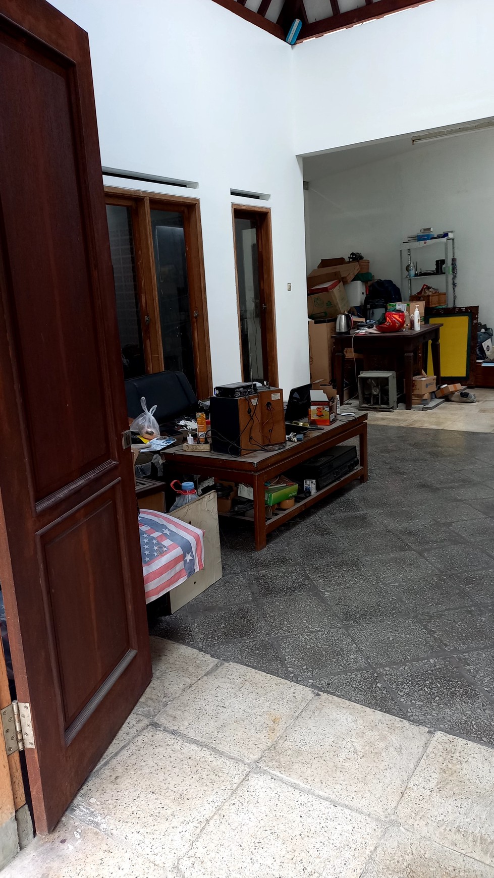 Dijual Rumah lama terawat di Jakarta Pusat