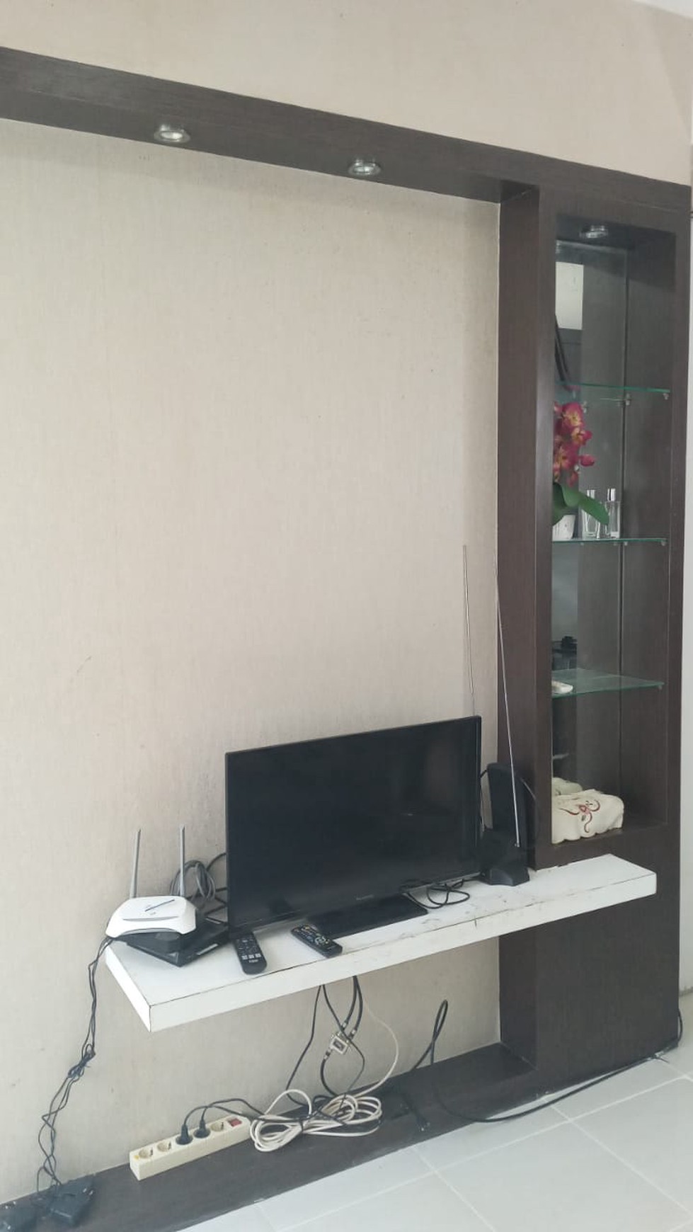 Disewakan Apartemen Puncak Permai Tower B, Type 2BR