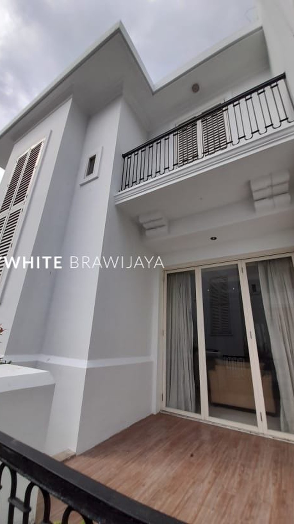 Townhouse Lingkungan Tenang Area Kemang Bebas Banjir