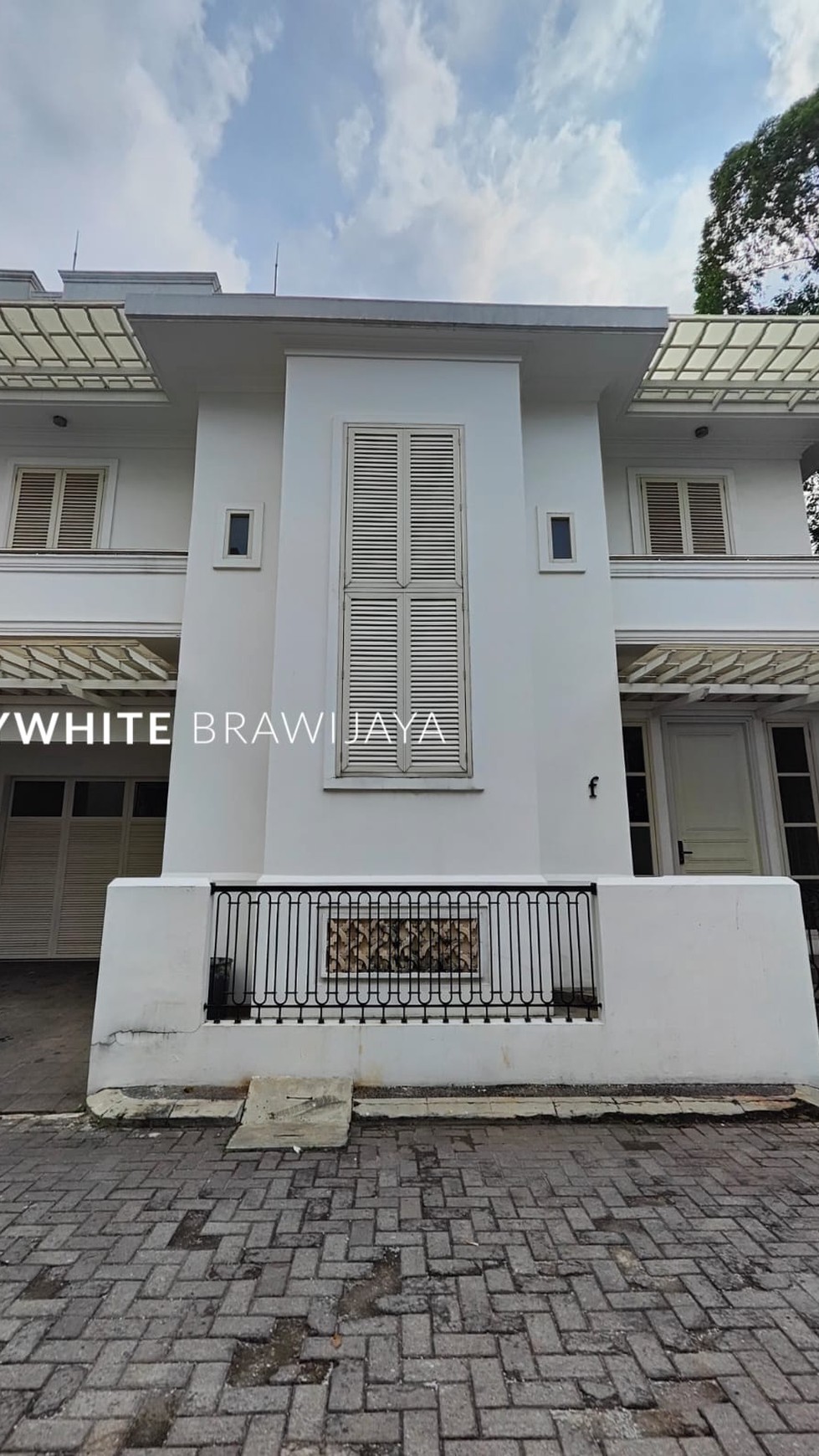 Townhouse Lingkungan Tenang Area Kemang Bebas Banjir