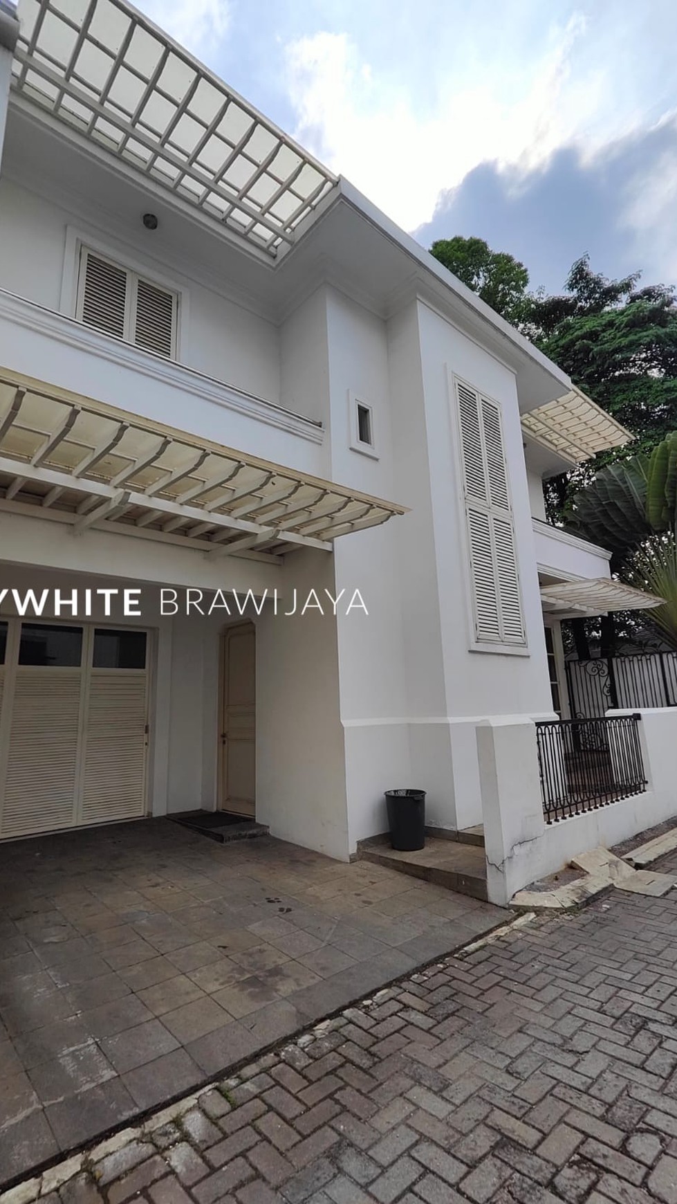 Townhouse Siap Huni Lingkungan Tenang Area Kemang