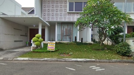 Dijual rumah di Cluster Victoria Alam SUtera Tangerang