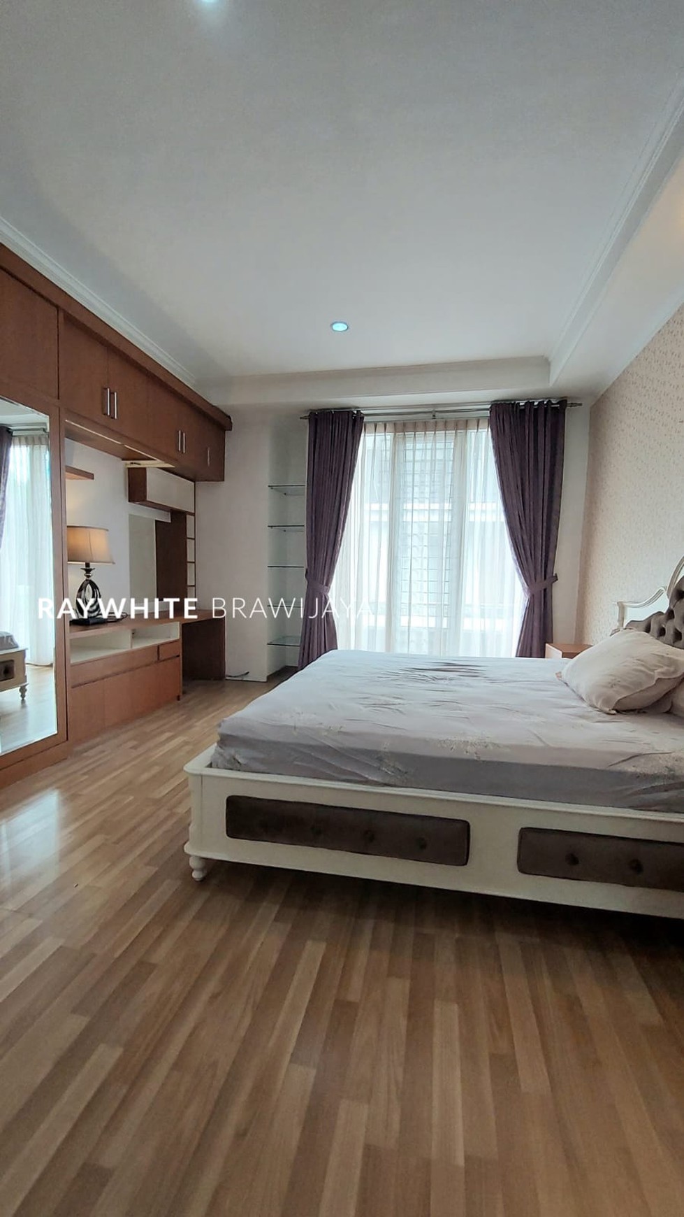 Townhouse Primera Kemang Utara Lingkungan Tenang 