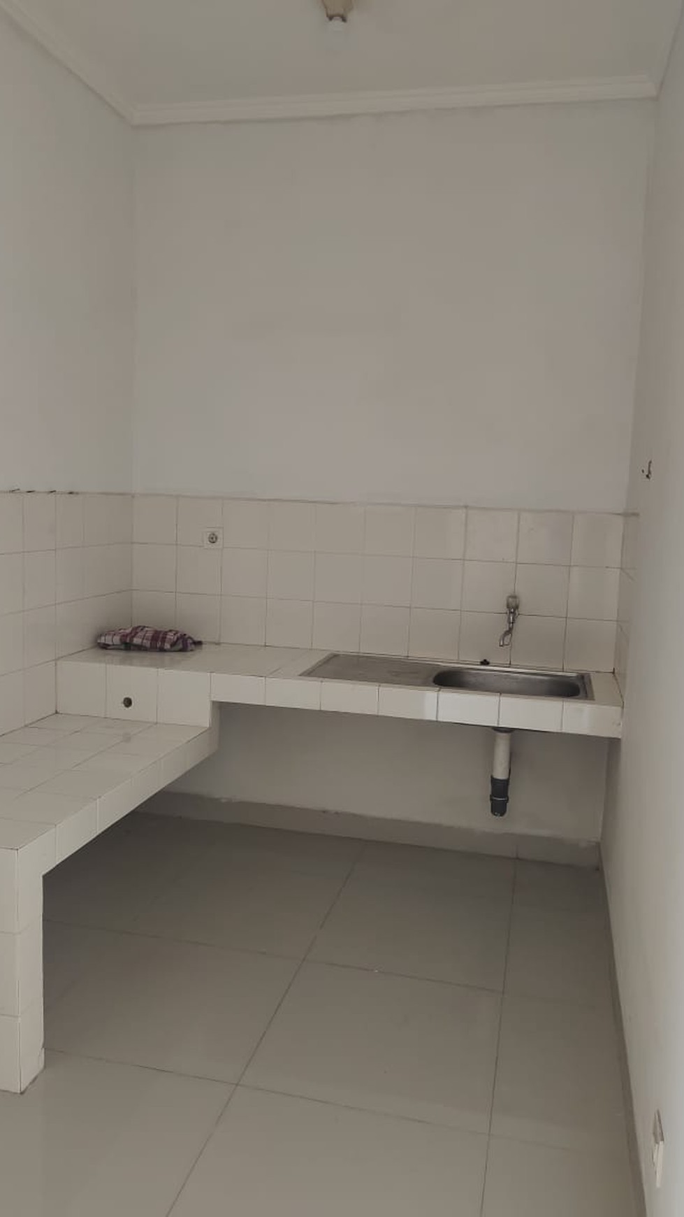 DISEWAKAN RUMAH MICHELIA