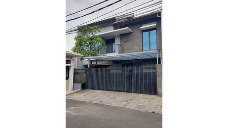 Rumah Rapi Minimalis, Full furnish, Cipinang Elok, Luas 230m2