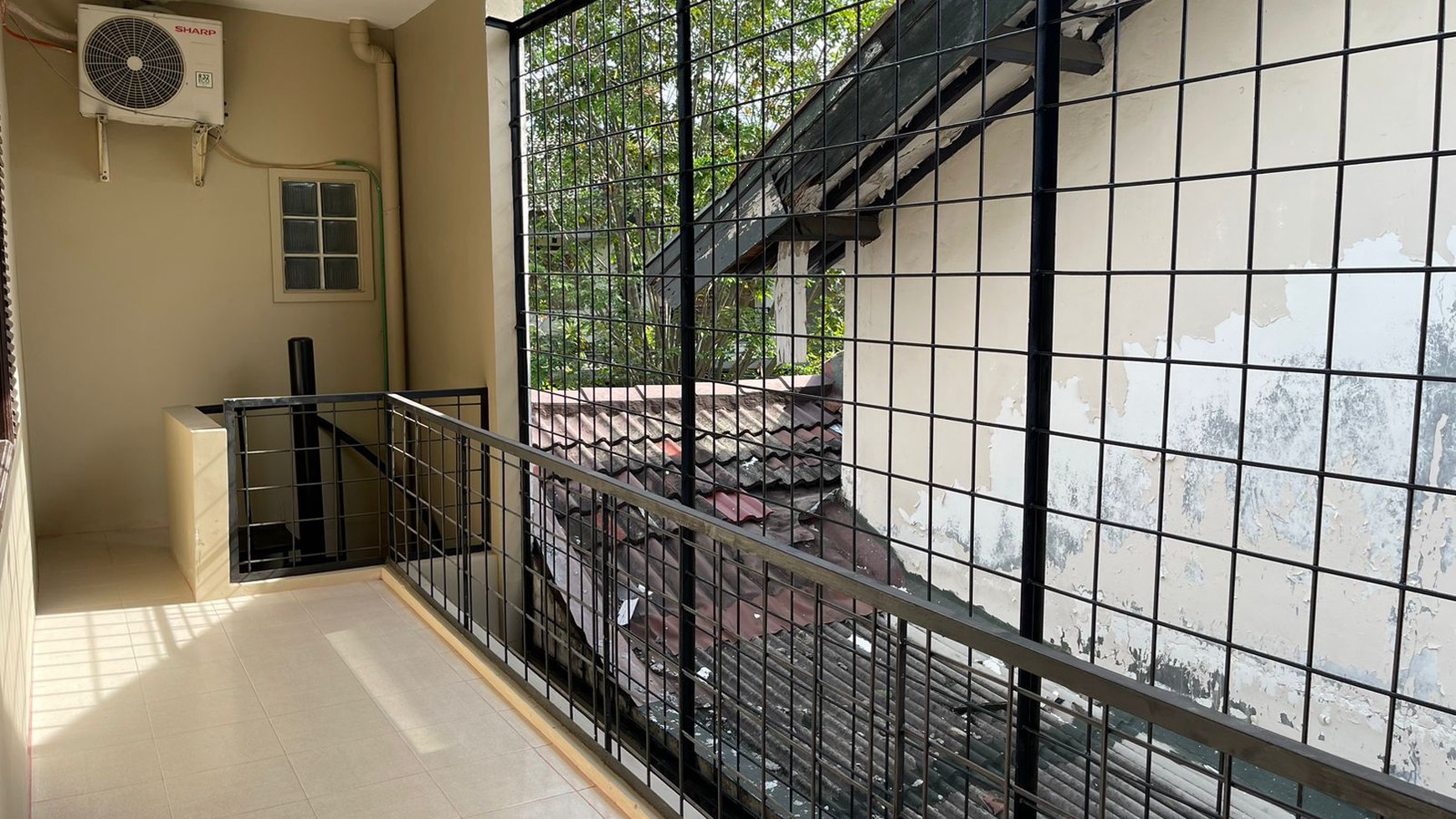 Rumah Bagus Di Kasuari Bintaro Jaya Sektor 9