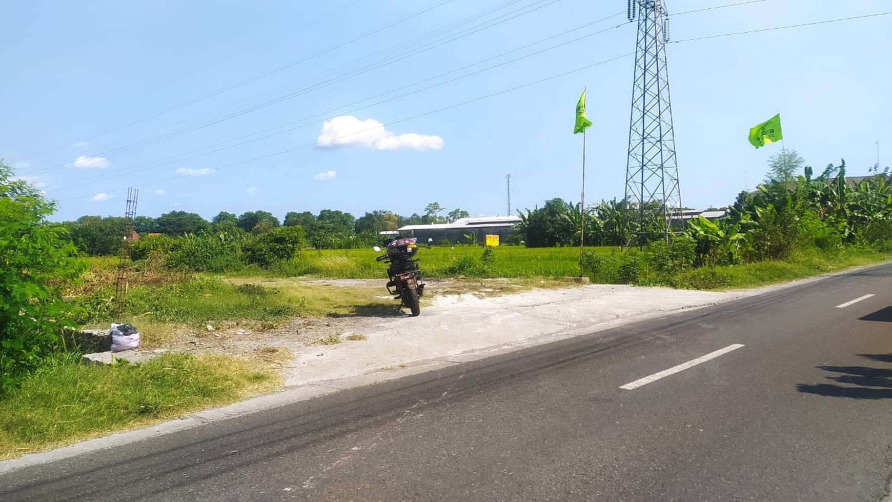 Tanah Luas 1586 Meter Persegi Lokasi Dekat Pabrik Madukismo Kasihan Bantul