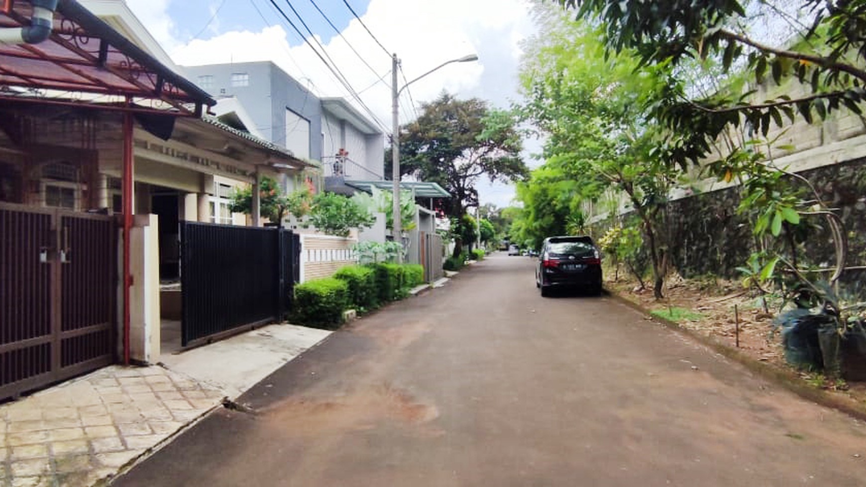 Rumah Bagus Siap Huni di Mertilang, Bintaro Jaya Sektor 9 Tangerang Selatan 