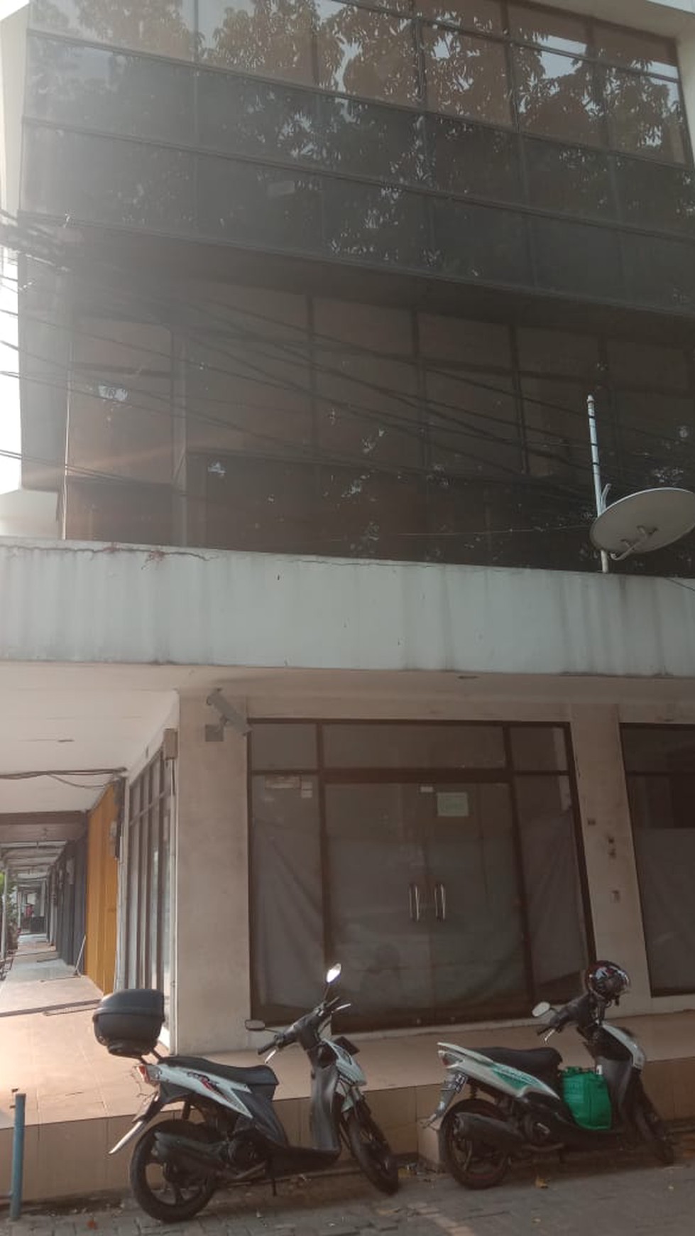 Dijual Ruko di Roxy Mas Jakarta Pusat , Hoek, Strategis