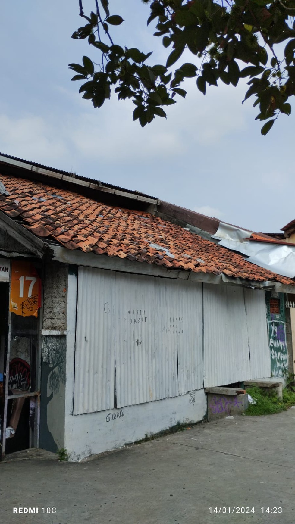 Rumah Lama Hitung Tanah 