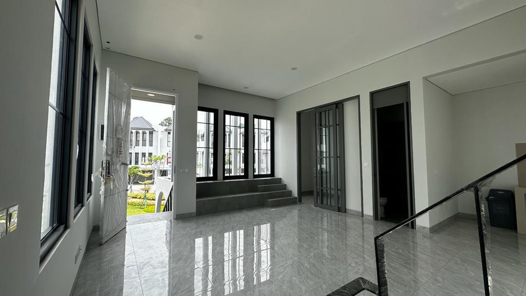 Rent. Rumah brand new Greenwich Aether, BSD