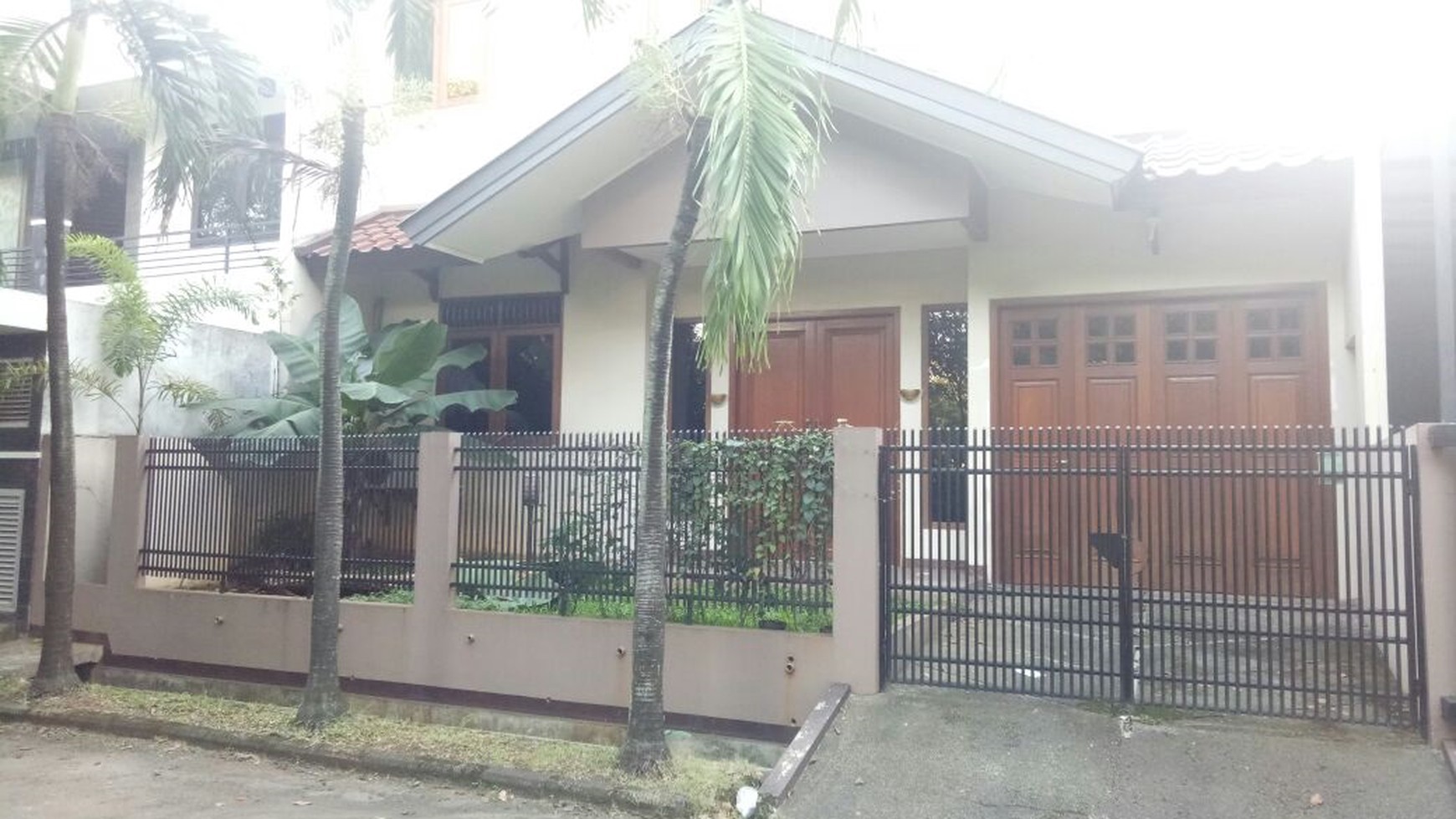 Rumah di Bumi Bintaro Permai Jakarta Selatan.