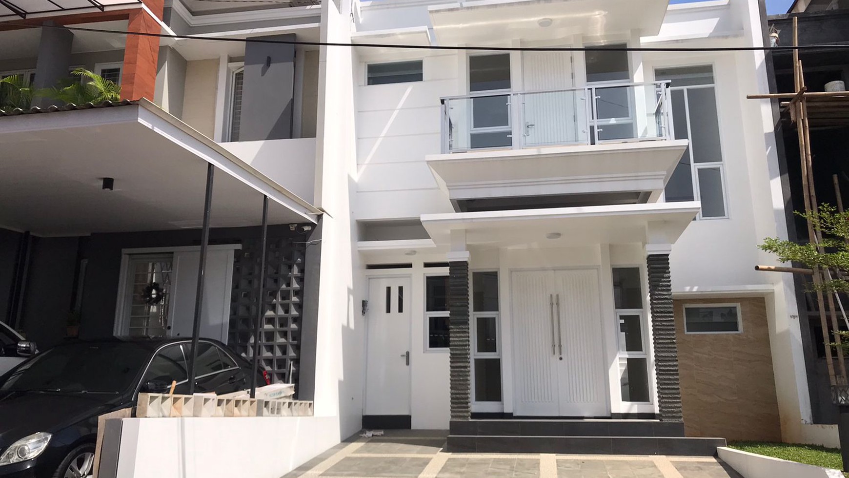 Rumah Baru 2 lantai Minimalis dalam Townhouse Cilandak