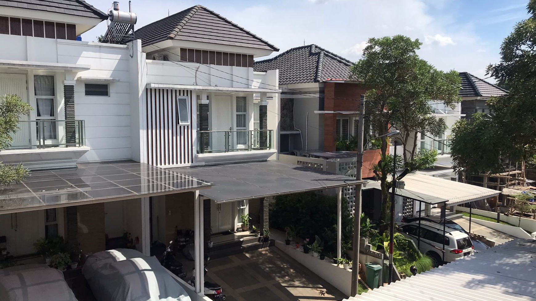 Rumah Baru 2 lantai Minimalis dalam Townhouse Cilandak