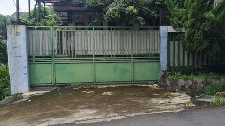 Rumah Bagus Di Jl Kepodang Raya , Jl H Toran Bintaro Sektor 2