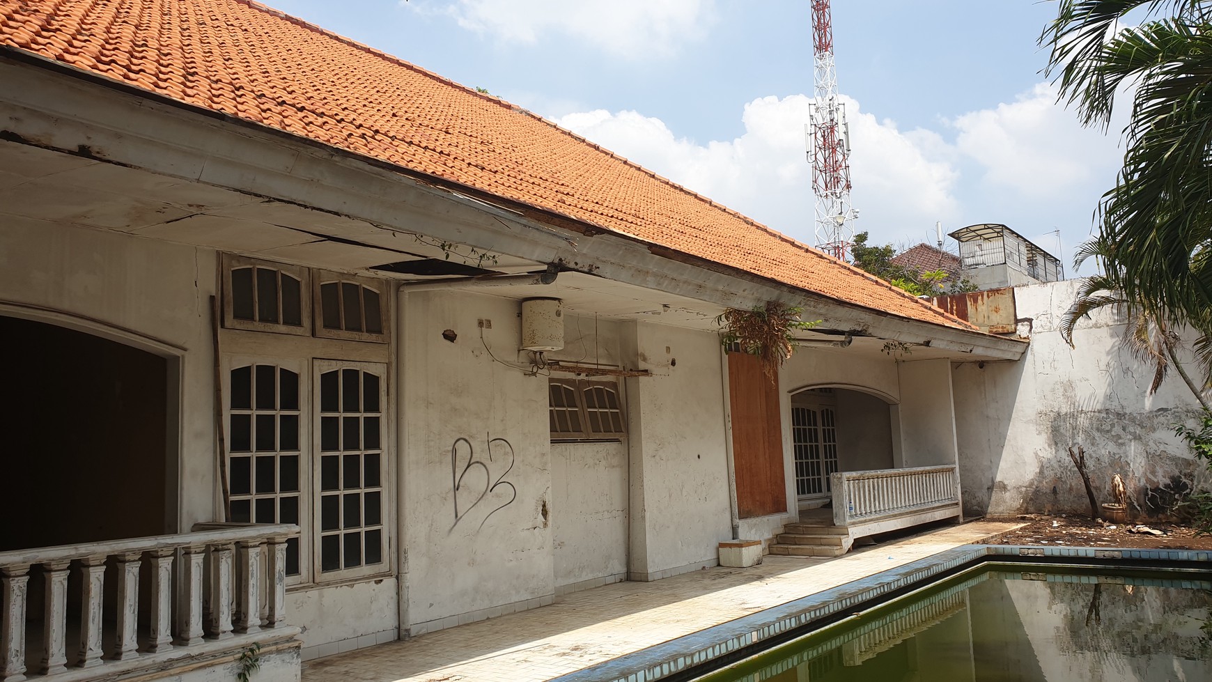 Dijual Rumah Bangka Raya 32