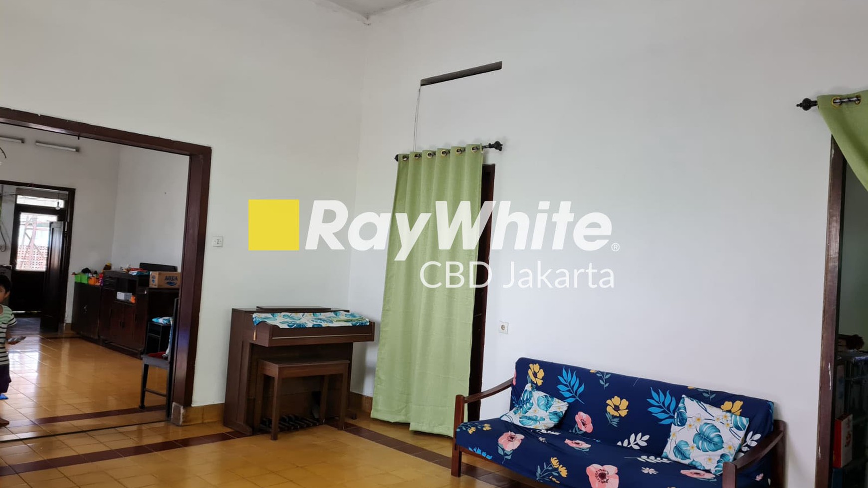 Djual Rumah Jl. Taman Amir Hamzah.