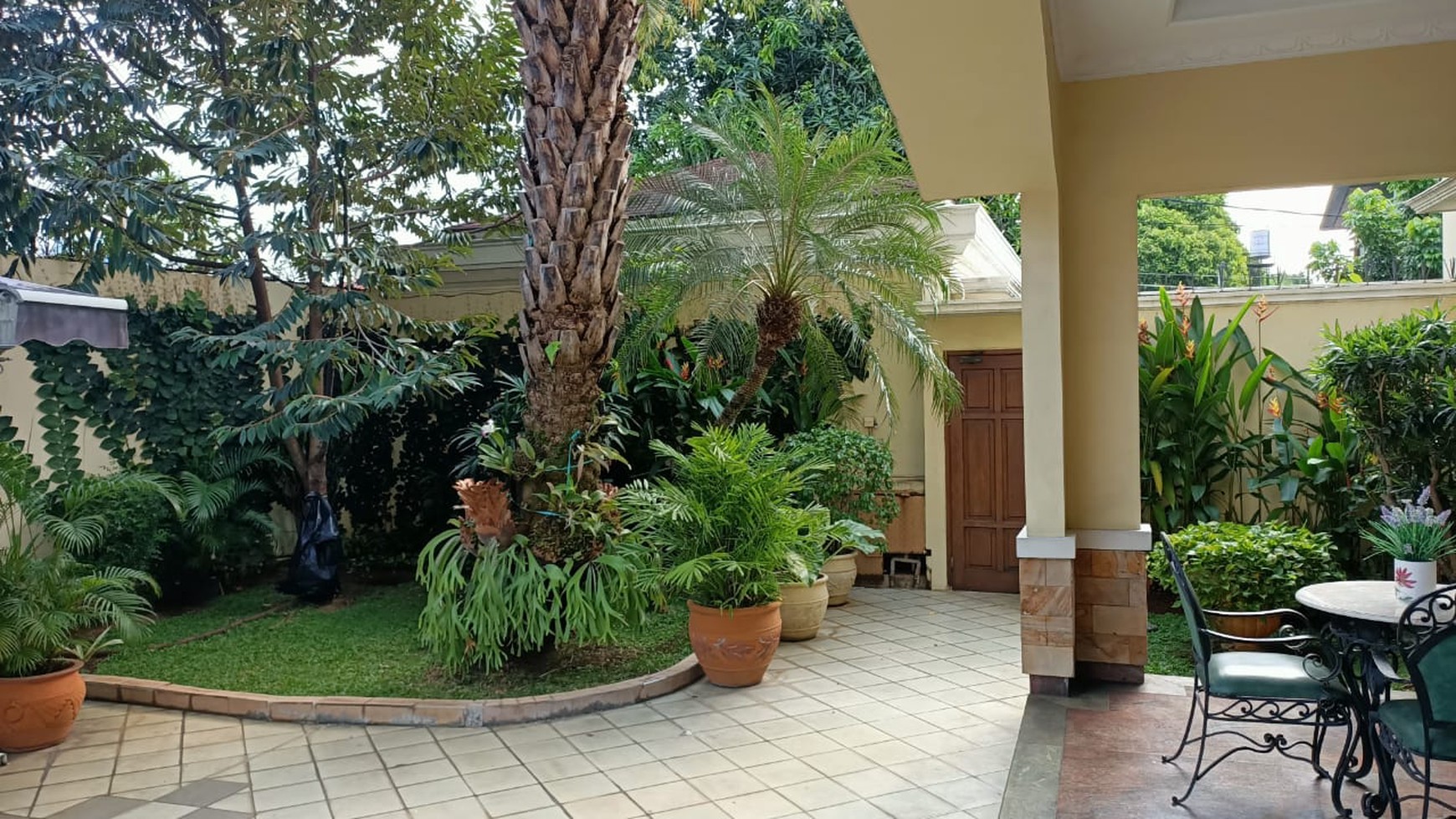 Dijual Rumah Mewah Jl. Taman Radio Dalam 7