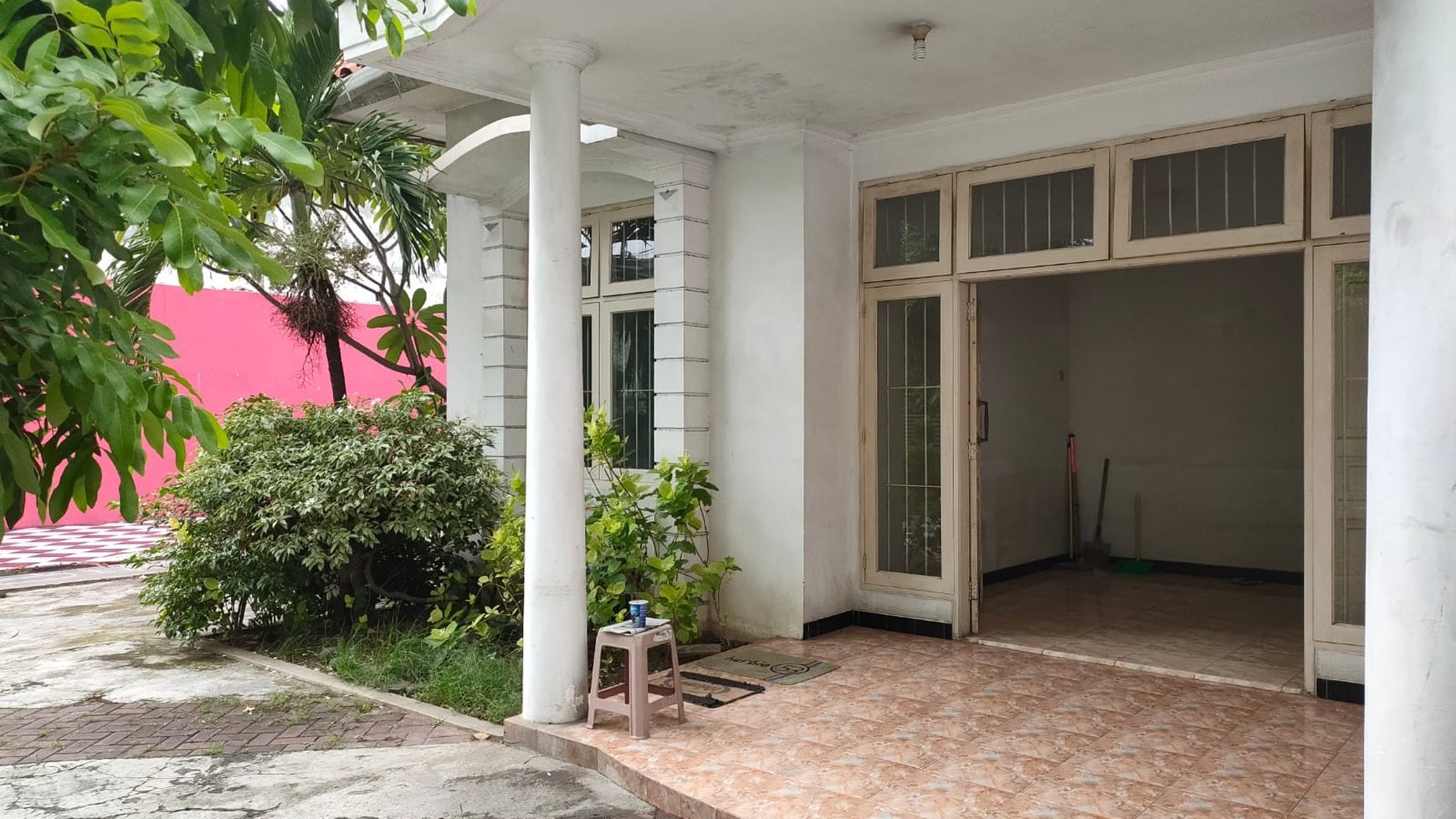 DIJUAL TANAH & RUMAH DI RAYA JEMURSARI