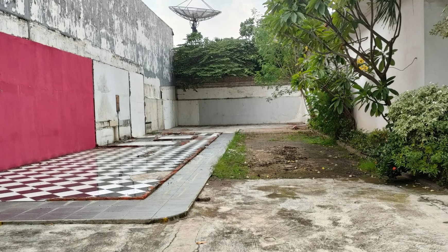 DIJUAL TANAH & RUMAH DI RAYA JEMURSARI