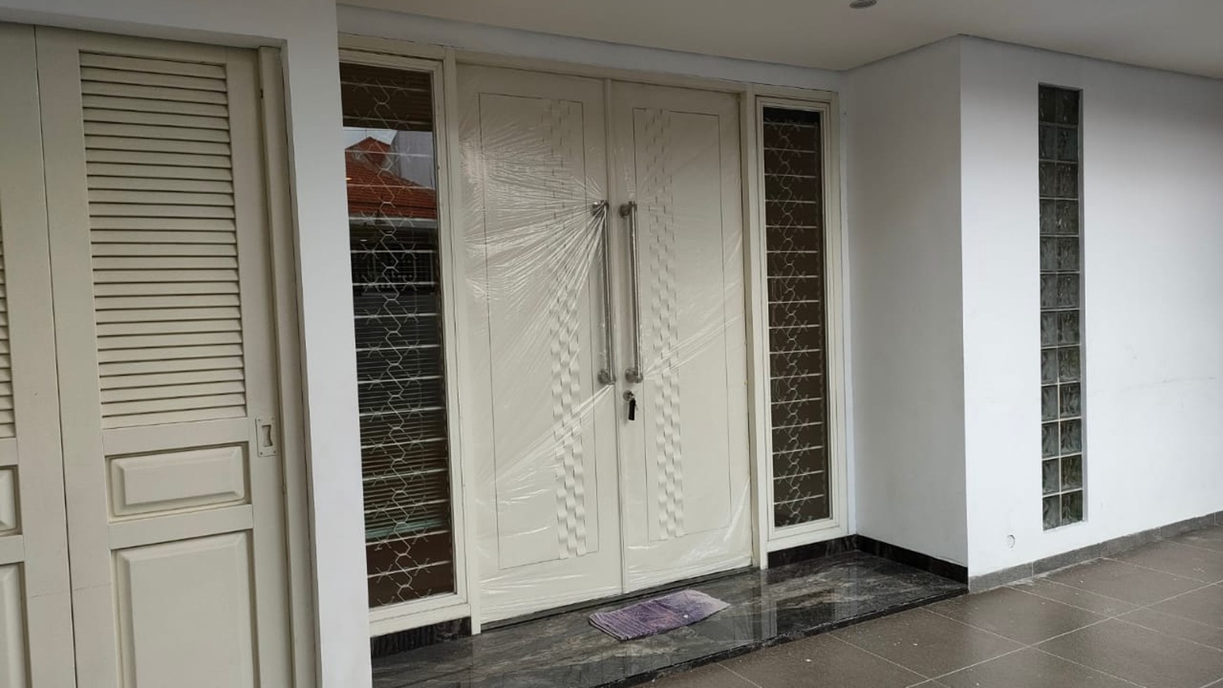 Di Jual Rumah Gress DI MANYAR TOMPOTIKA SURABAYA TIMUR