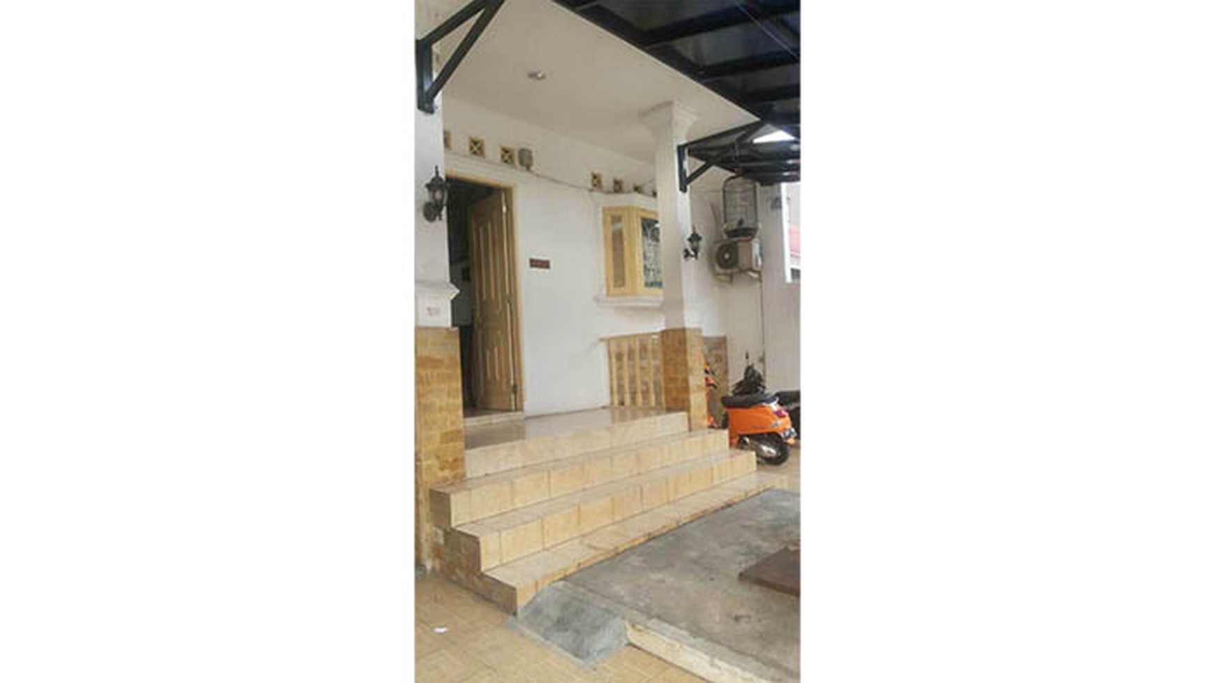 Rumah Simponi Mas, Kelapa Gading, Luas 9x16m2