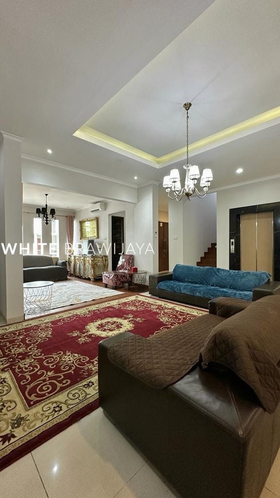 Townhouse Siap Huni Lingkungan Tenang Area Kebayoran Baru