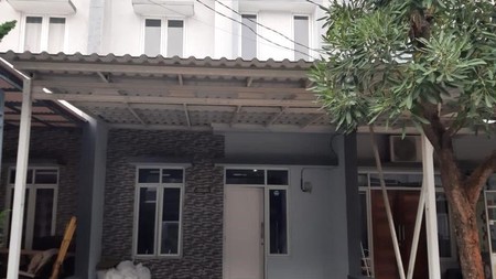 Dijual Rumah 2 lantai di Adipati Residence, Graha Raya Bintaro