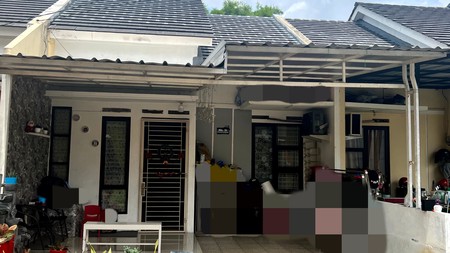 Dijual Rumah lokasi bagus di Cluster Casamais, Graha Raya Bintaro