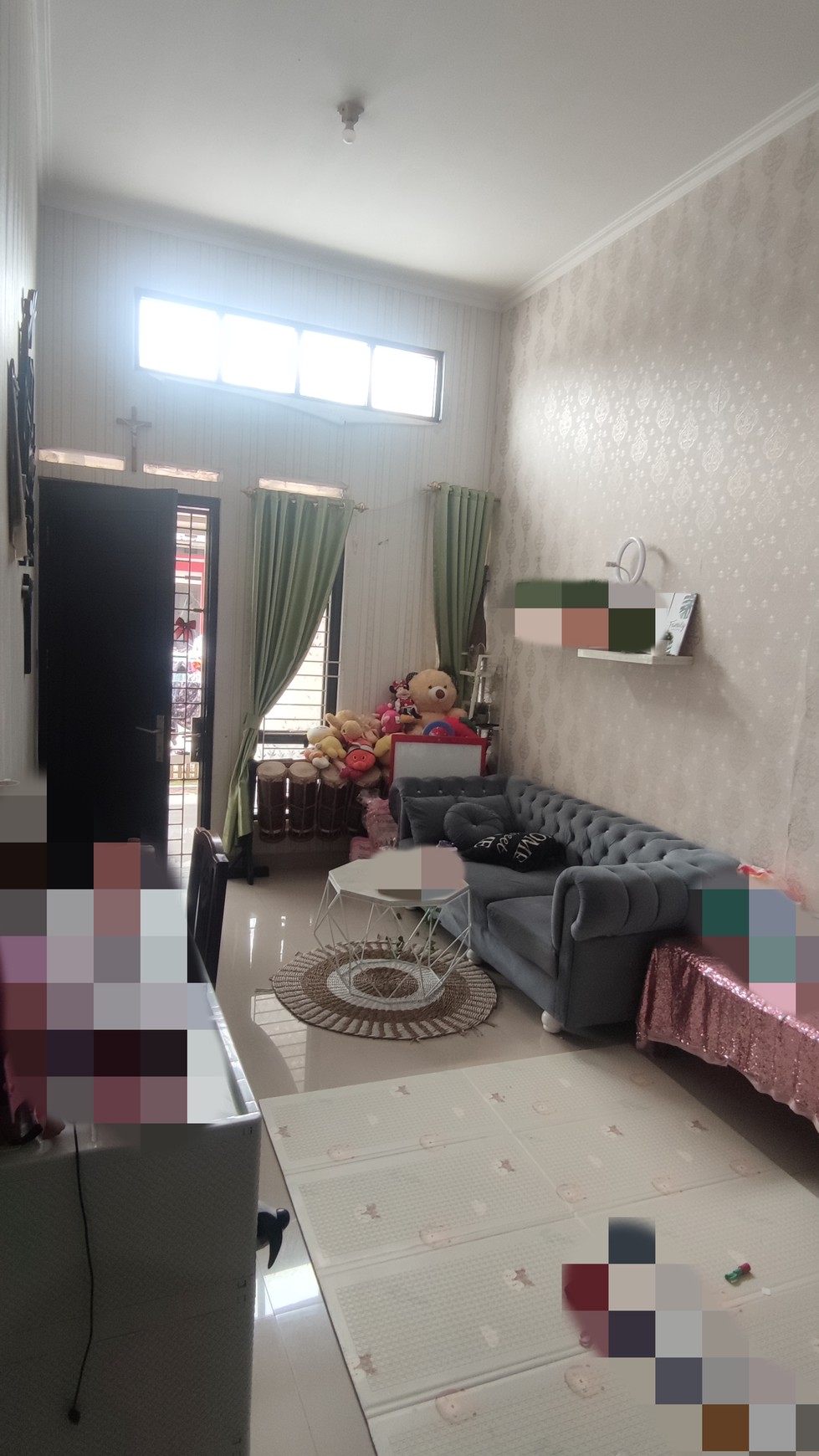 Dijual Rumah lokasi bagus di Cluster Casamais, Graha Raya Bintaro