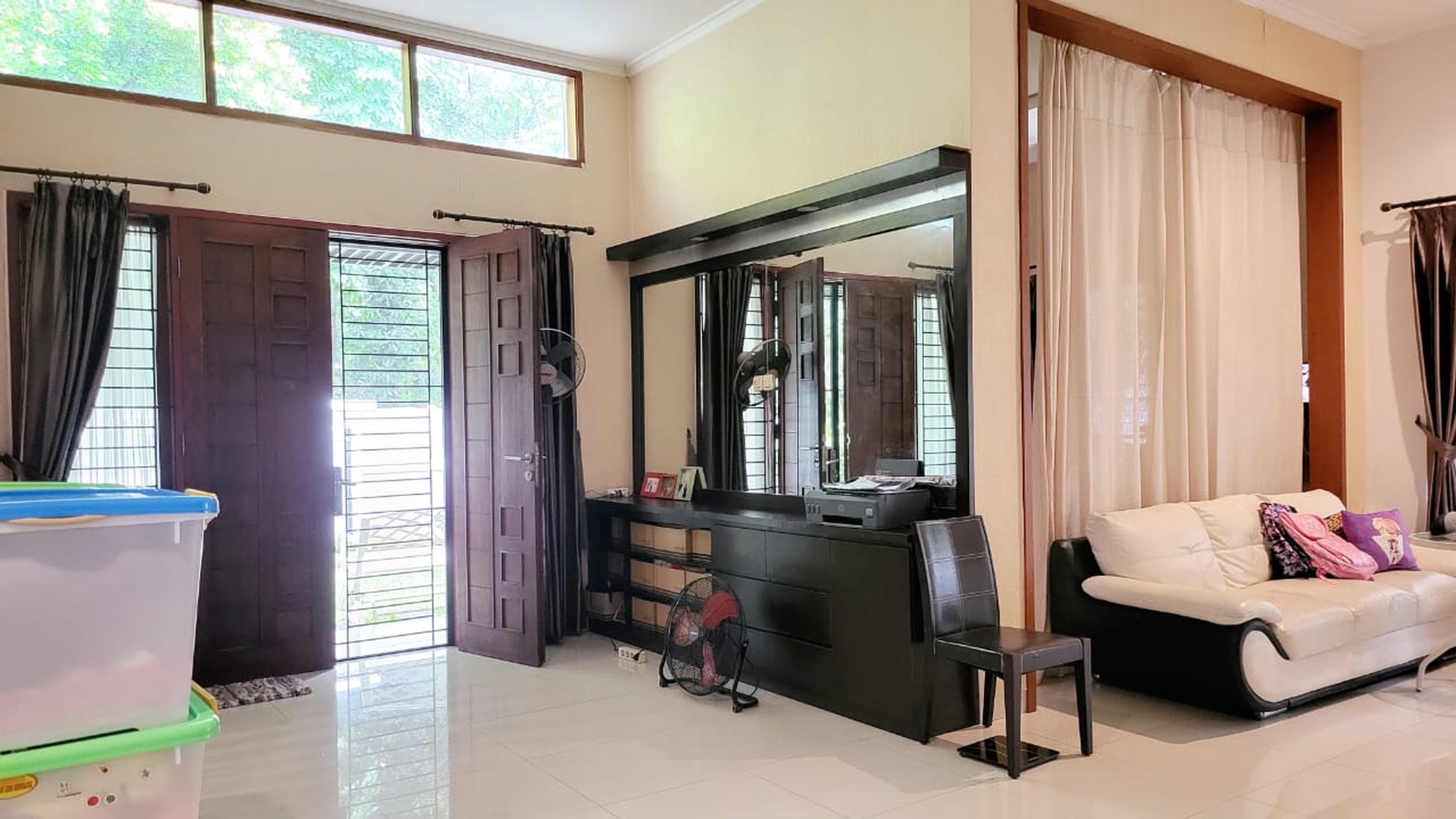 dijual Rumah Hook dan Bagus di Kencana Loka Bsd City