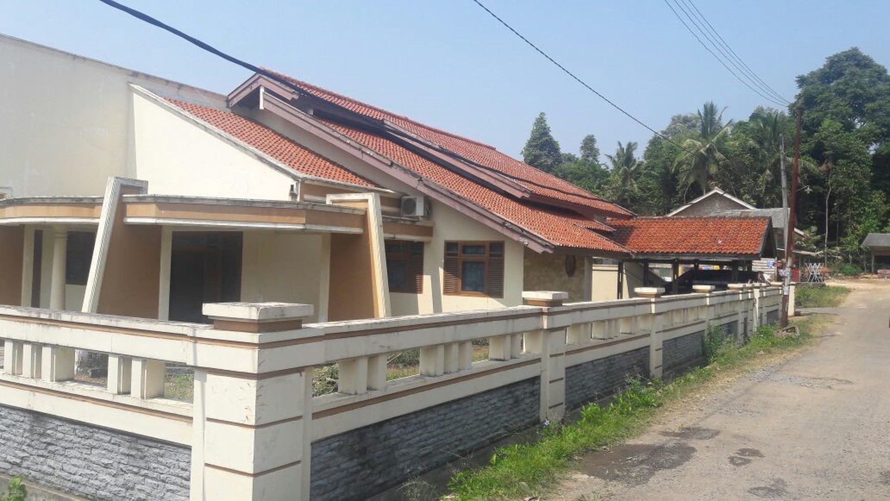 Dijual Rumah Rajabasah halaman luas