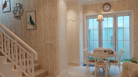 Rumah Minimalis Cantik di Cluster La seine Jakarta Garden City Cakung Jakarta Timur