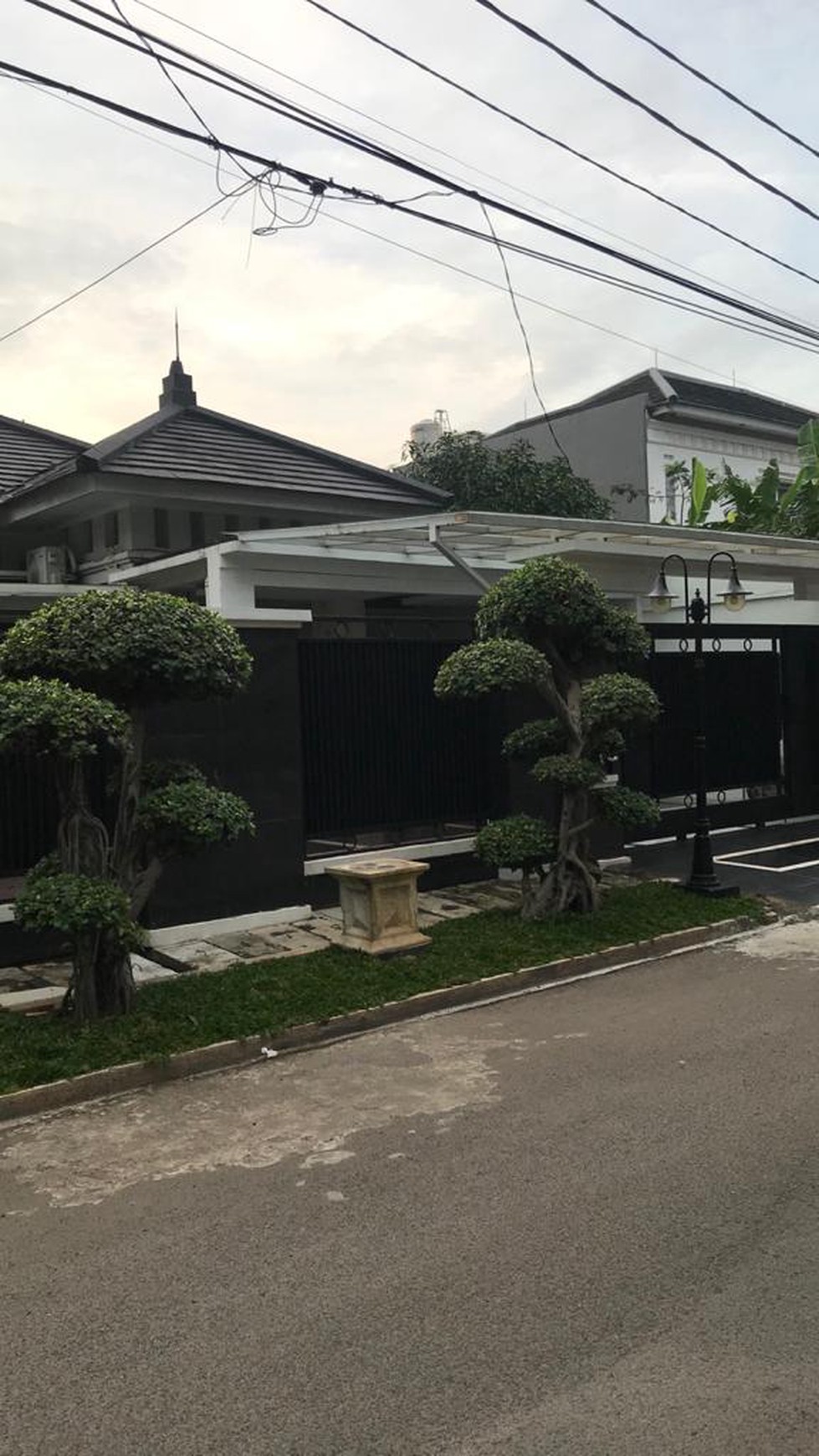 Rumah  Cantik dan Asri di Pulo Gebang Permai Cakung Jakarta TImur